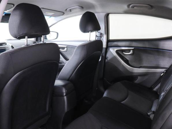 Hyundai Elantra V (MD) Рестайлинг с пробегом 2015 года, цена 999 000 рублей, 242142 км, седан, Автокод Объявления