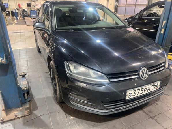 Volkswagen Golf VII с пробегом 2014 года, цена 675 000 рублей, 197327 км, хэтчбек, Автокод Объявления