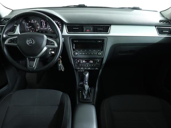 Skoda Rapid I с пробегом 2014 года, цена 889 000 рублей, 144037 км, лифтбек, Автокод Объявления