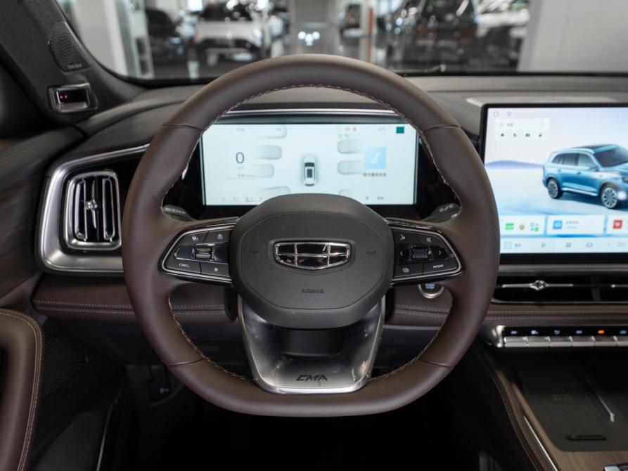Geely Monjaro I Рестайлинг 2 Москва  - изображение 11
