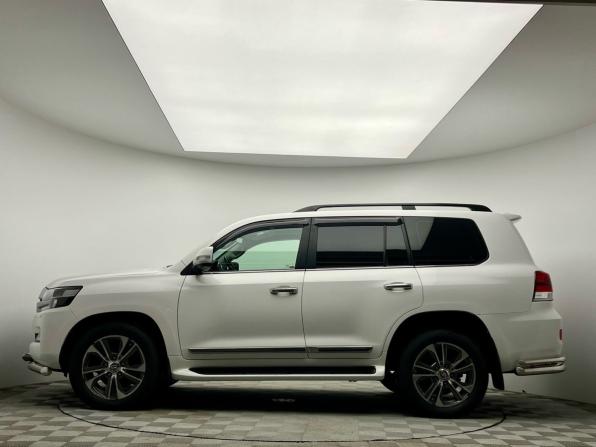 Toyota Land Cruiser 200 Series Рестайлинг 2 с пробегом 2015 года, цена 5 690 000 рублей, 130062 км, внедорожник, Автокод Объявления