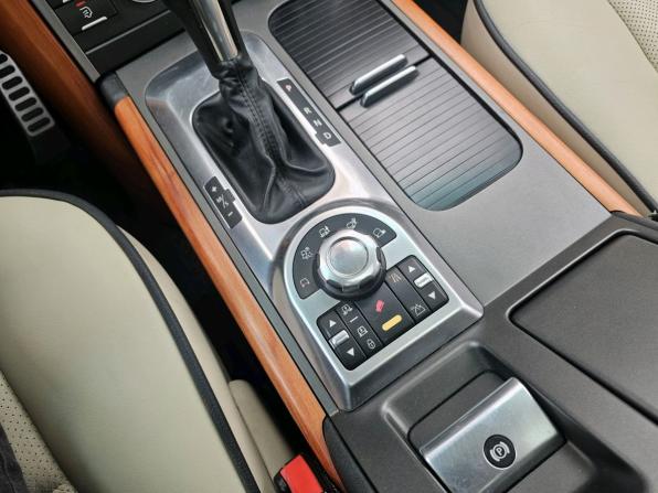 Land Rover Range Rover III Рестайлинг 2 с пробегом 2010 года, цена 1 699 000 рублей, 218751 км, внедорожник, Автокод Объявления