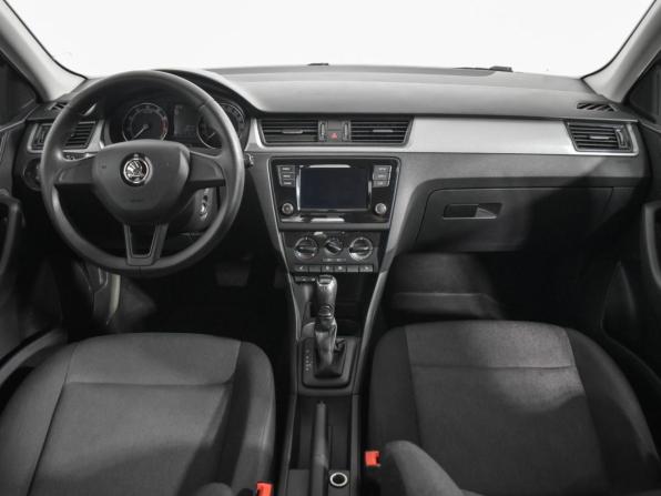 Skoda Rapid I Рестайлинг с пробегом 2018 года, цена 1 040 000 рублей, 120000 км, лифтбек, Автокод Объявления