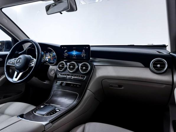 Mercedes-Benz GLC I (X253) Рестайлинг с пробегом 2019 года, цена 3 800 000 рублей, 85007 км, внедорожник, Автокод Объявления
