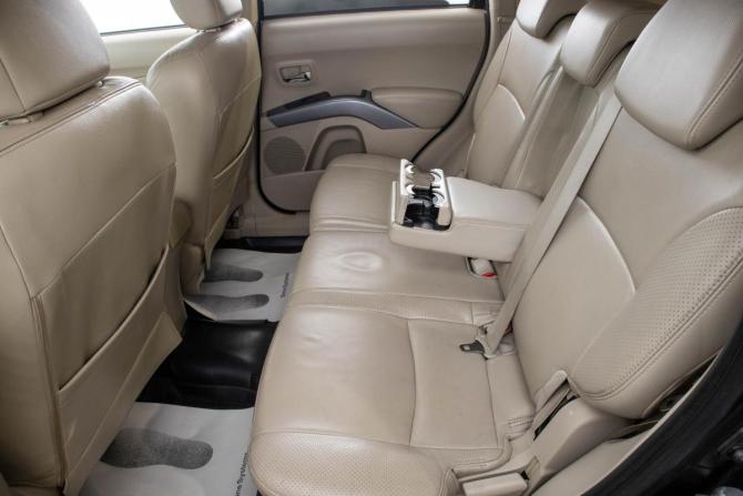 Mitsubishi Outlander II с пробегом 2007 года, цена 999 000 рублей, 248700 км, внедорожник, Автокод Объявления