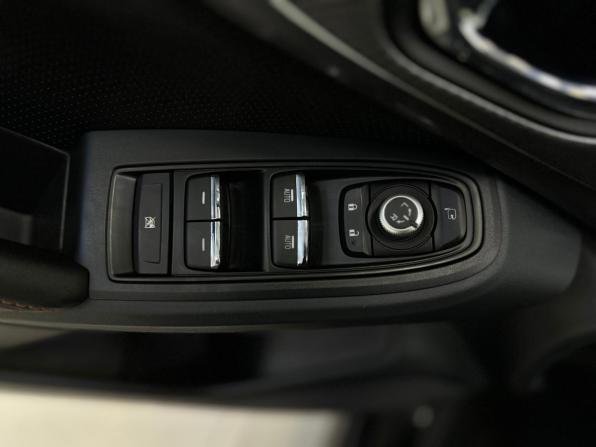 Subaru XV II Рестайлинг с пробегом 2021 года, цена 2 550 000 рублей, 140084 км, внедорожник, Автокод Объявления