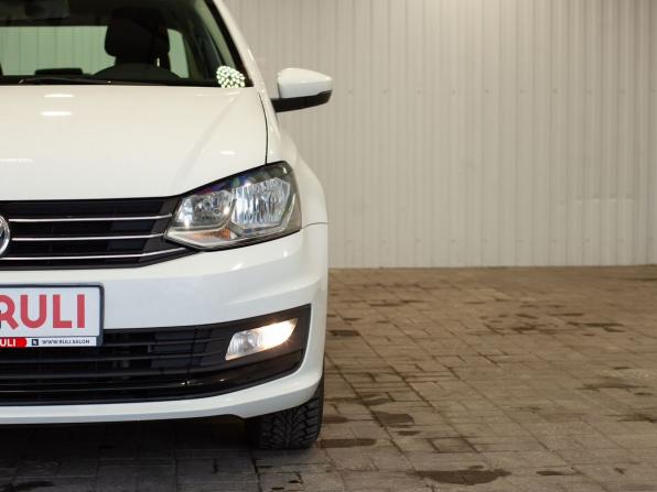 Volkswagen Polo V Рестайлинг с пробегом 2019 года, цена 1 430 000 рублей, 77979 км, седан, Автокод Объявления