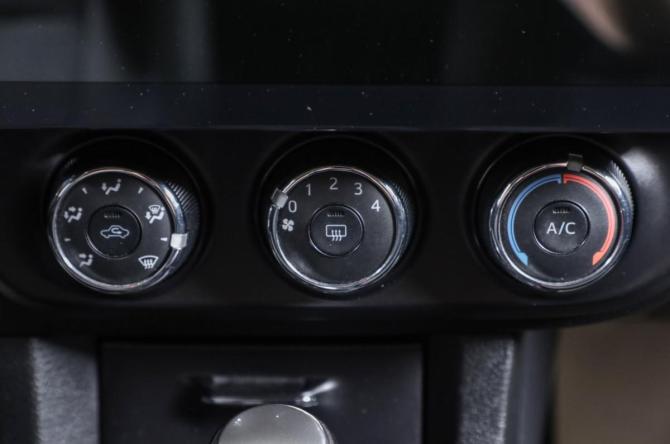 Toyota Corolla XI (E160 E170 E180) с пробегом 2014 года, цена 1 449 000 рублей, 115000 км, седан, Автокод Объявления
