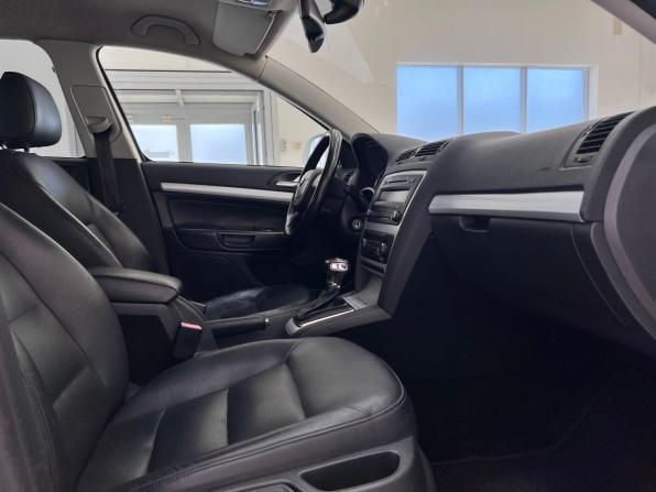 Skoda Octavia II (A5) Рестайлинг с пробегом 2011 года, цена 994 000 рублей, 183444 км, лифтбек, Автокод Объявления