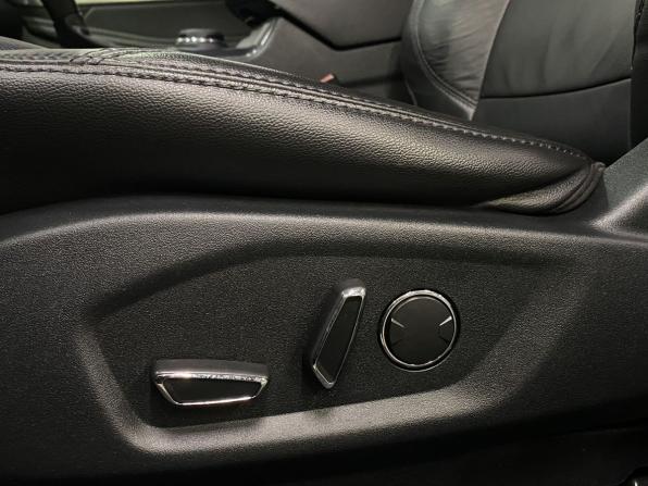 Ford Explorer V Рестайлинг 2 с пробегом 2018 года, цена 3 579 000 рублей, 107500 км, внедорожник, Автокод Объявления