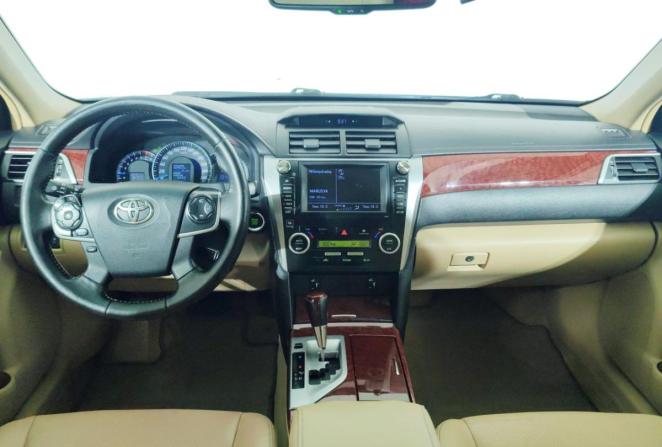 Toyota Camry VII (XV50) Рестайлинг с пробегом 2014 года, цена 1 580 000 рублей, 307114 км, седан, Автокод Объявления