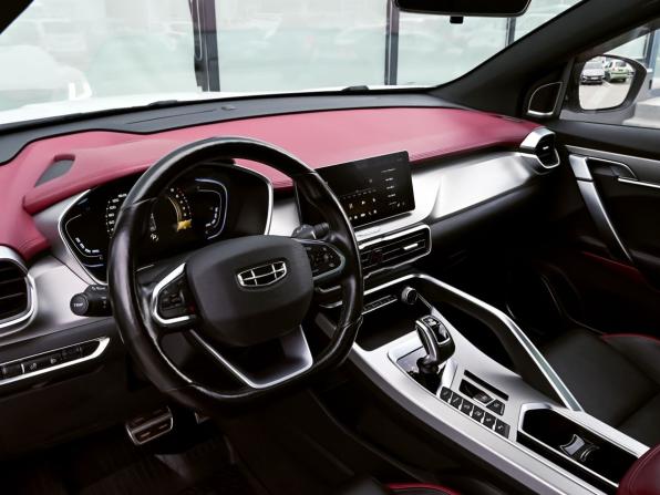 Geely Coolray I с пробегом 2022 года, цена 1 580 000 рублей, 117538 км, внедорожник, Автокод Объявления