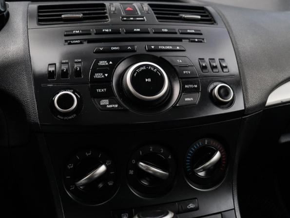 Mazda 3 II (BL) Рестайлинг с пробегом 2013 года, цена 730 000 рублей, 170545 км, седан, Автокод Объявления