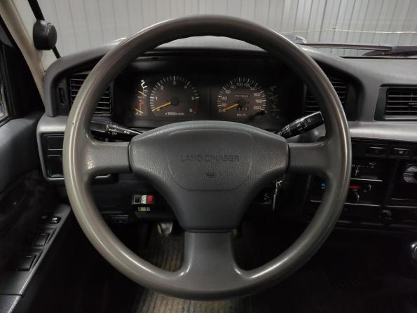 Toyota Land Cruiser 80 Series Рестайлинг с пробегом 1997 года, цена 990 000 рублей, 337627 км, внедорожник, Автокод Объявления