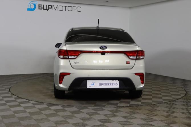 Kia Rio IV с пробегом 2018 года, цена 1 399 990 рублей, 79311 км, седан, Автокод Объявления