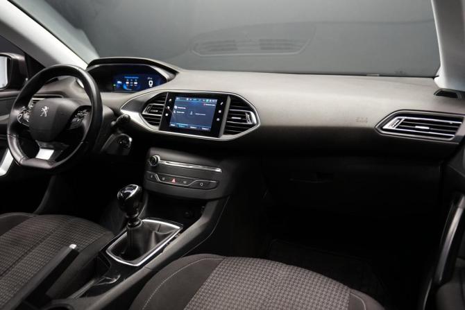 Peugeot 308 II Рестайлинг с пробегом 2020 года, цена 1 570 000 рублей, 164761 км, универсал, Автокод Объявления
