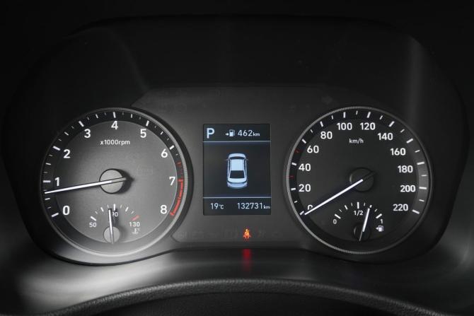Hyundai Solaris II с пробегом 2017 года, цена 1 465 000 рублей, 132710 км, седан, Автокод Объявления