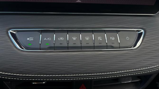 Haval Jolion I Рестайлинг с пробегом 2025 года, цена 2 620 000 рублей, 7834 км, внедорожник, Автокод Объявления