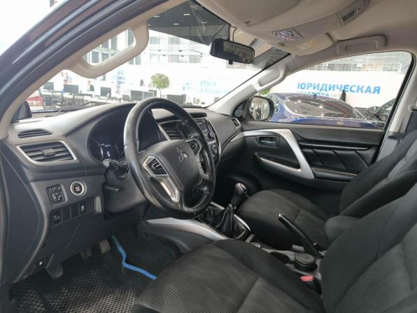 Mitsubishi Pajero Sport III с пробегом 2017 года, цена 2 350 000 рублей, 274810 км, внедорожник, Автокод Объявления