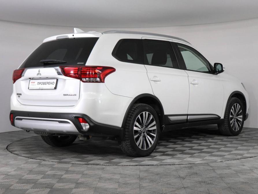 Mitsubishi Outlander III Рестайлинг 3 Химки  - изображение 5