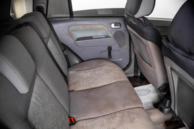 Ford Fusion I Рестайлинг с пробегом 2005 года, цена 429 000 рублей, 225000 км, хэтчбек, Автокод Объявления