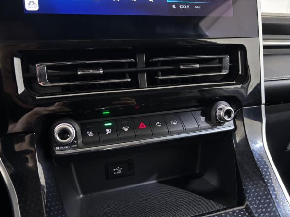 Haval M6 II с пробегом 2023 года, цена 1 665 000 рублей, 40263 км, внедорожник, Автокод Объявления