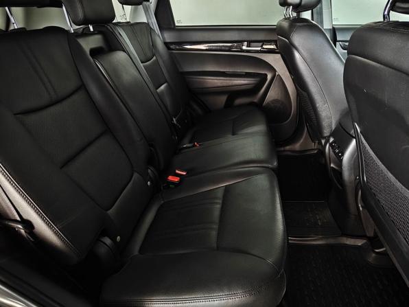 Kia Sorento II Рестайлинг с пробегом 2018 года, цена 2 170 000 рублей, 100753 км, внедорожник, Автокод Объявления