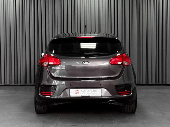Kia Ceed II Рестайлинг с пробегом 2015 года, цена 1 249 000 рублей, 111640 км, хэтчбек, Автокод Объявления