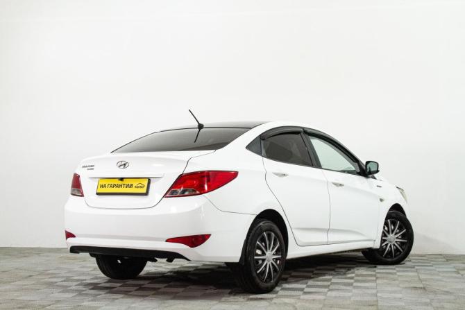Hyundai Solaris I Рестайлинг с пробегом 2016 года, цена 779 000 рублей, 236210 км, седан, Автокод Объявления