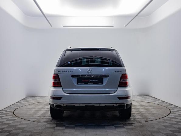 Mercedes-Benz M-Класс II (W164) Рестайлинг с пробегом 2011 года, цена 1 740 000 рублей, 206876 км, внедорожник, Автокод Объявления