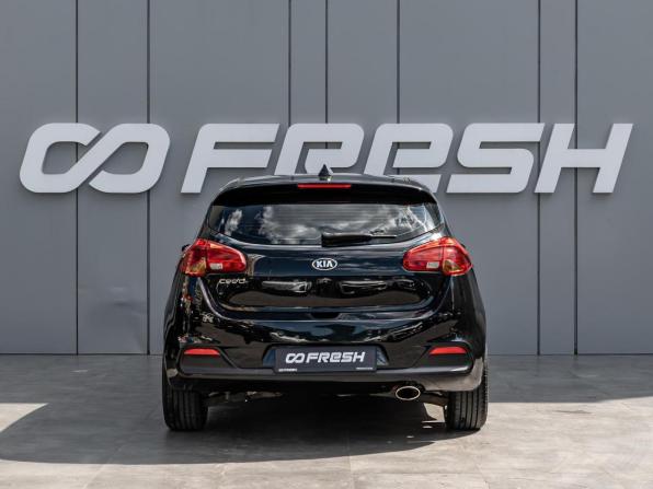 Kia Ceed II с пробегом 2013 года, цена 1 040 000 рублей, 204714 км, хэтчбек, Автокод Объявления