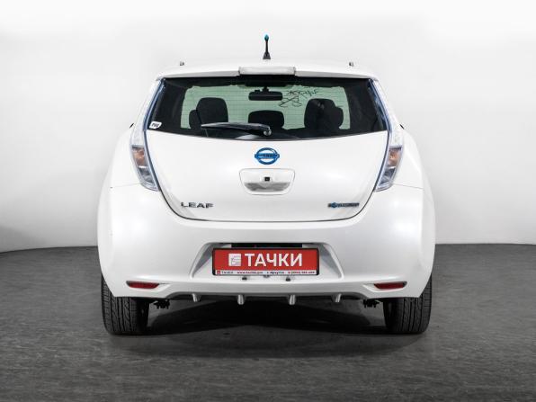Nissan Leaf I (ZE0/AZE0) с пробегом 2012 года, цена 760 000 рублей, 82608 км, хэтчбек, Автокод Объявления