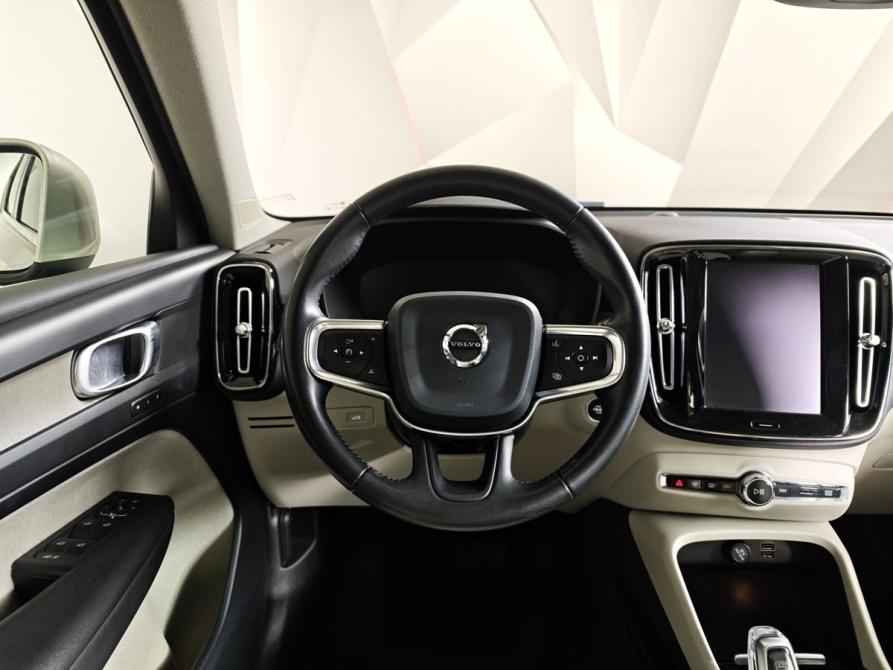Volvo XC40 I Москва  - изображение 20
