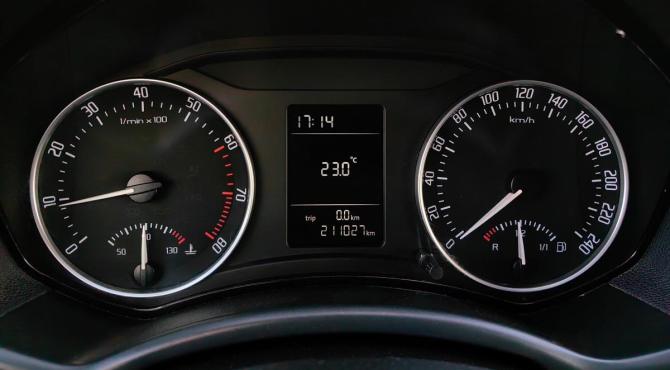 Skoda Octavia II (A5) Рестайлинг с пробегом 2011 года, цена 555 000 рублей, 210182 км, лифтбек, Автокод Объявления