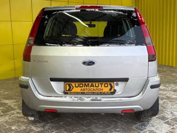 Ford Fusion I с пробегом 2004 года, цена 389 000 рублей, 131000 км, хэтчбек, Автокод Объявления