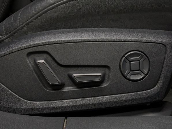 Audi A6 V (C8) с пробегом 2018 года, цена 3 480 000 рублей, 122223 км, седан, Автокод Объявления