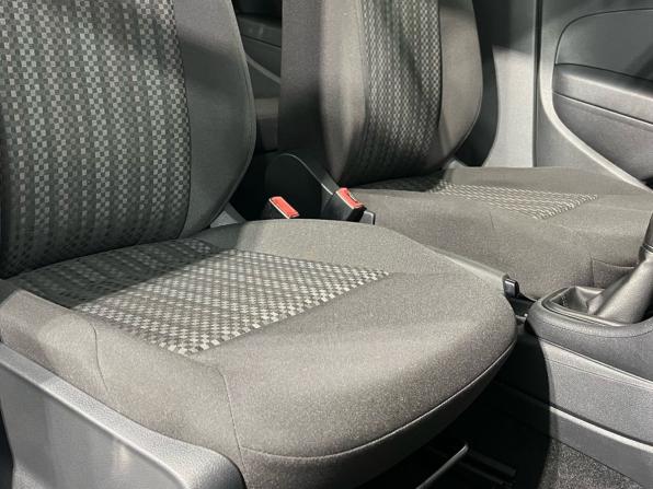 Volkswagen Polo V Рестайлинг с пробегом 2015 года, цена 980 000 рублей, 107763 км, седан, Автокод Объявления