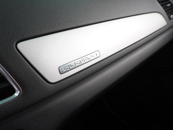 Audi Q3 I (8U) Рестайлинг с пробегом 2015 года, цена 1 749 000 рублей, 205210 км, внедорожник, Автокод Объявления
