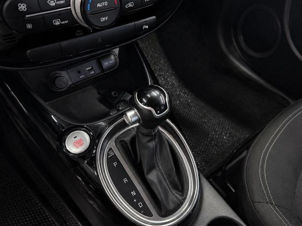 Kia Soul II Рестайлинг с пробегом 2017 года, цена 1 429 000 рублей, 99250 км, хэтчбек, Автокод Объявления