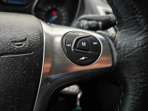 Ford Focus III с пробегом 2014 года, цена 585 000 рублей, 217000 км, универсал, Автокод Объявления