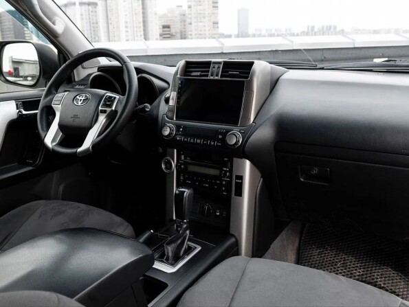 Toyota Land Cruiser Prado 150 Series с пробегом 2013 года, цена 2 790 000 рублей, 231647 км, внедорожник, Автокод Объявления