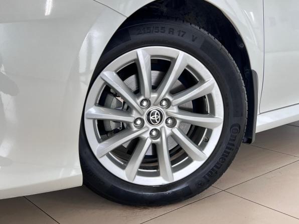 Toyota Camry VIII (XV70) Рестайлинг с пробегом 2021 года, цена 3 595 000 рублей, 33811 км, седан, Автокод Объявления