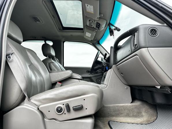 Chevrolet Tahoe II с пробегом 2003 года, цена 1 099 000 рублей, 421000 км, внедорожник, Автокод Объявления