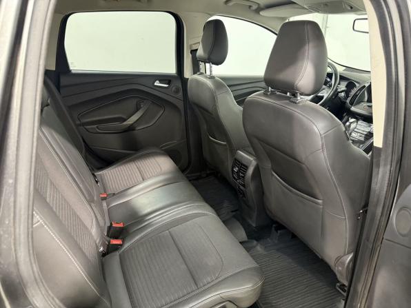 Ford Kuga II Рестайлинг с пробегом 2017 года, цена 1 699 800 рублей, 126000 км, внедорожник, Автокод Объявления