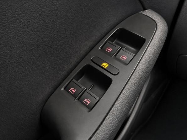 Volkswagen Jetta VI Рестайлинг с пробегом 2016 года, цена 1 239 000 рублей, 153000 км, седан, Автокод Объявления
