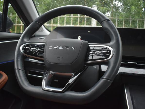 Omoda C5 I с пробегом 2022 года, цена 1 654 000 рублей, 10833 км, внедорожник, Автокод Объявления