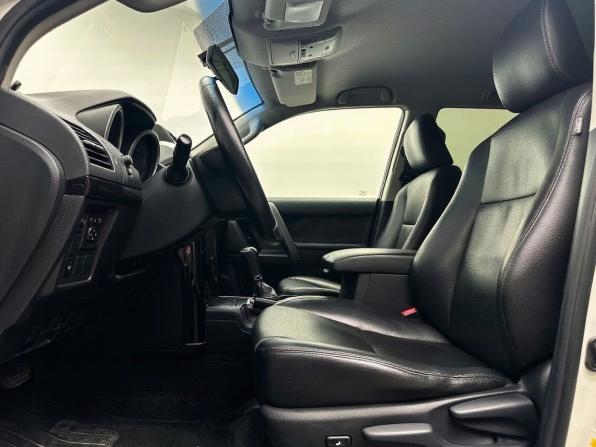 Toyota Land Cruiser Prado 150 Series Рестайлинг 1 с пробегом 2013 года, цена 3 179 000 рублей, 130000 км, внедорожник, Автокод Объявления