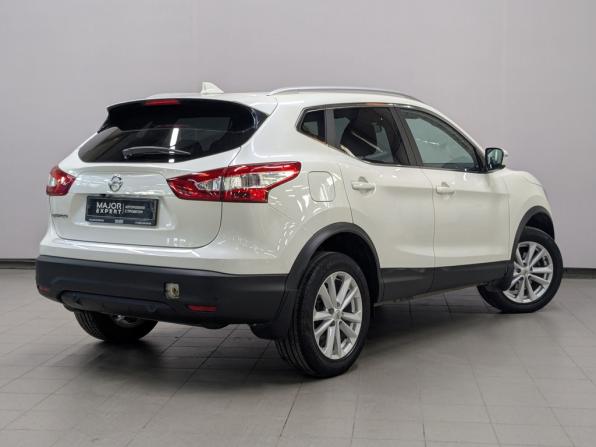 Nissan Qashqai II с пробегом 2018 года, цена 1 585 000 рублей, 106759 км, внедорожник, Автокод Объявления