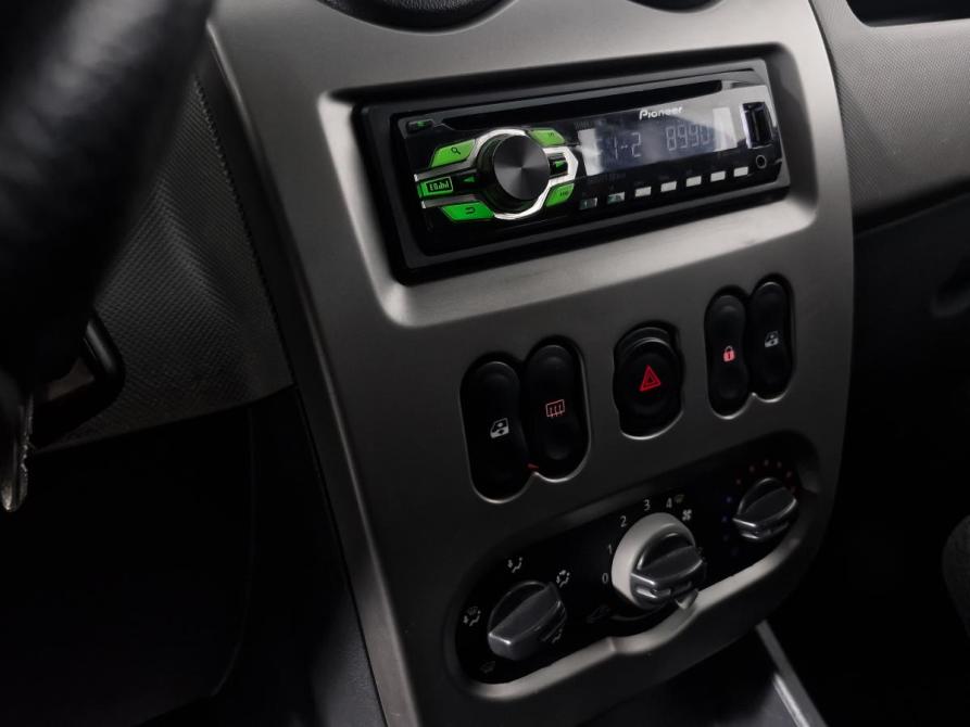 Renault Sandero I Нижний Новгород  - изображение 16
