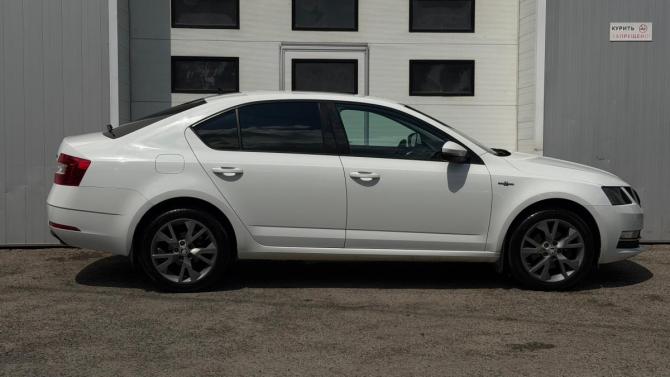 Skoda Octavia III (A7) Рестайлинг с пробегом 2019 года, цена 2 010 800 рублей, 122244 км, лифтбек, Автокод Объявления
